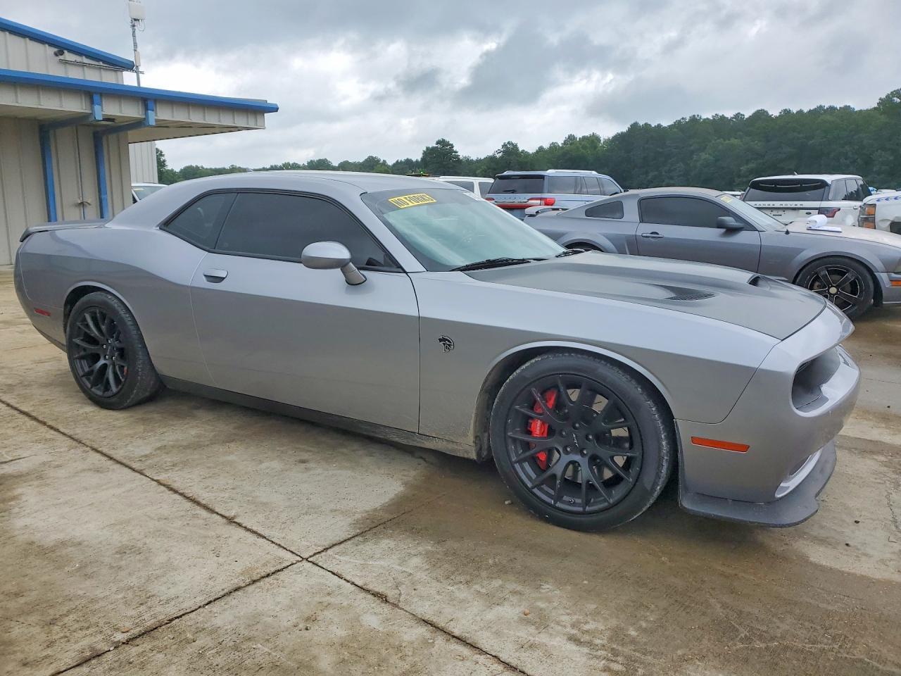 2016 Dodge Challenger Srt Hellcat - zdjęcie 4