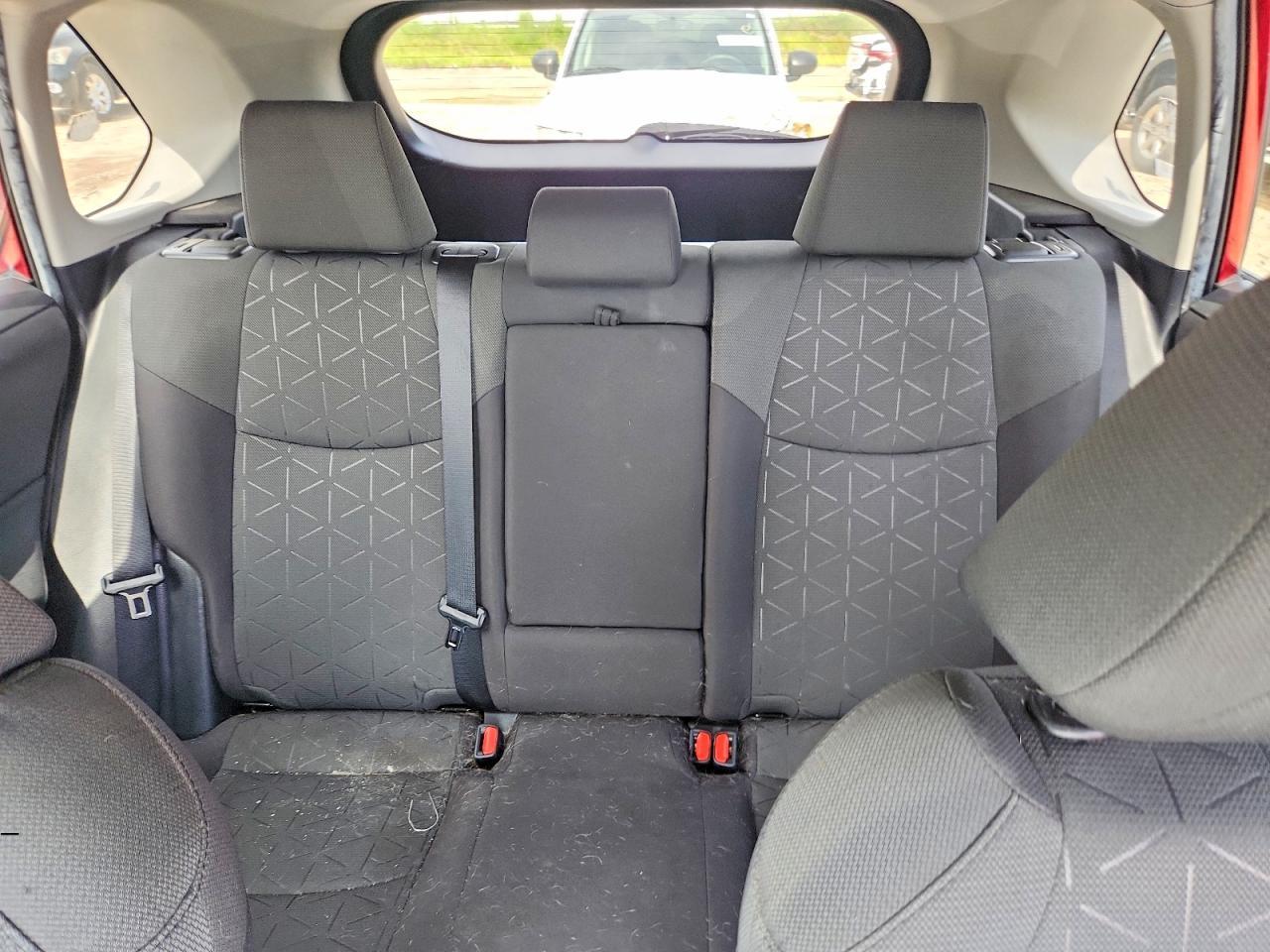 2021 Toyota Rav4 Xle - zdjęcie 10