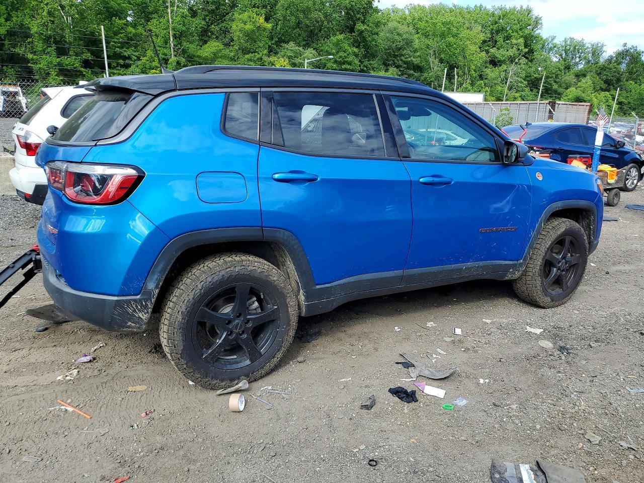 2018 Jeep Compass Trailhawk - zdjęcie 3