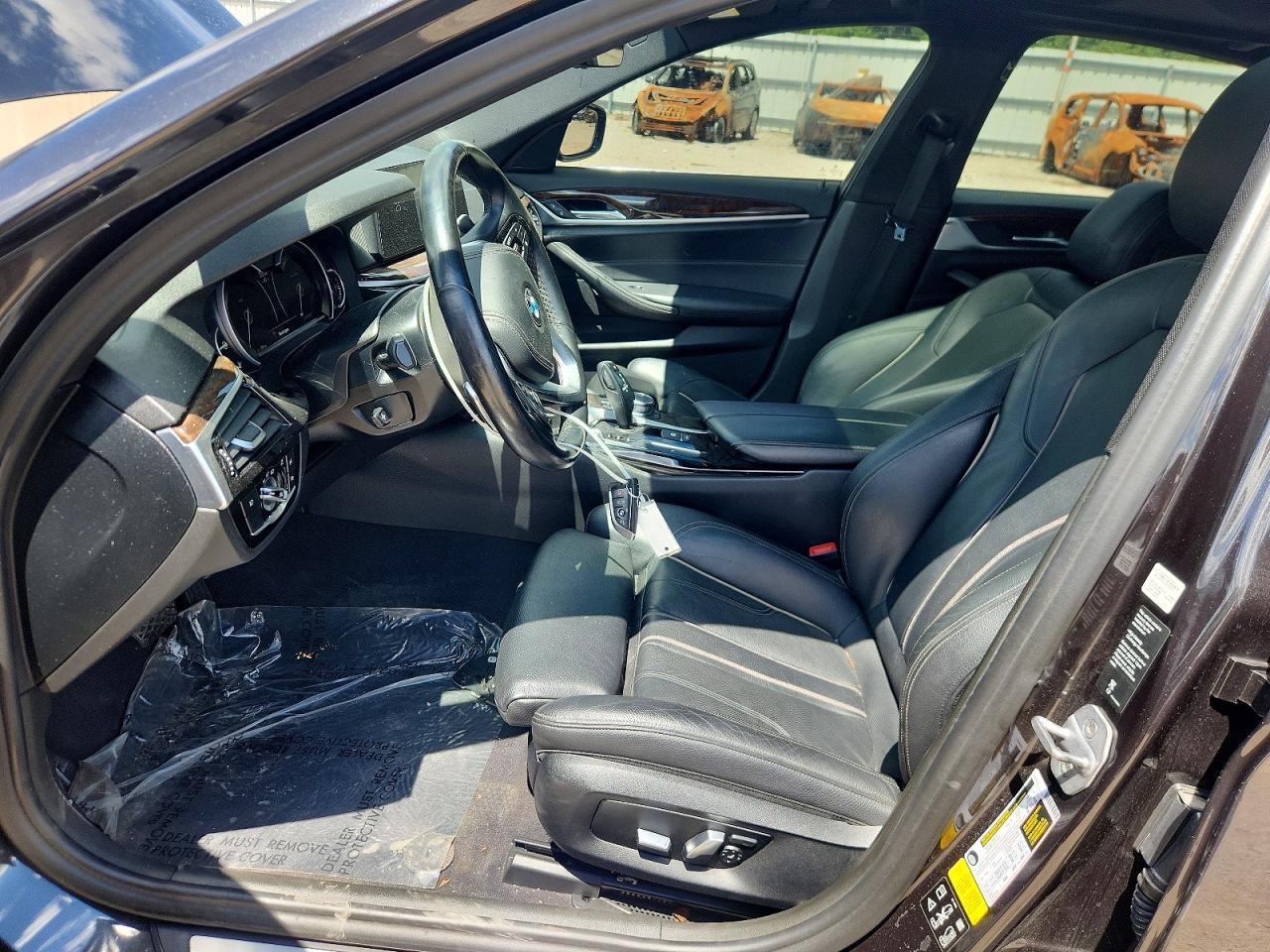 2018 BMW Seria 5 540i - zdjęcie 7