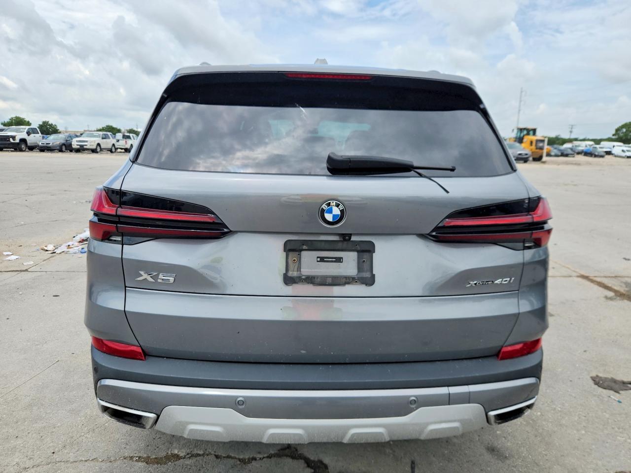 2024 BMW X5 xDrive40I - zdjęcie 6