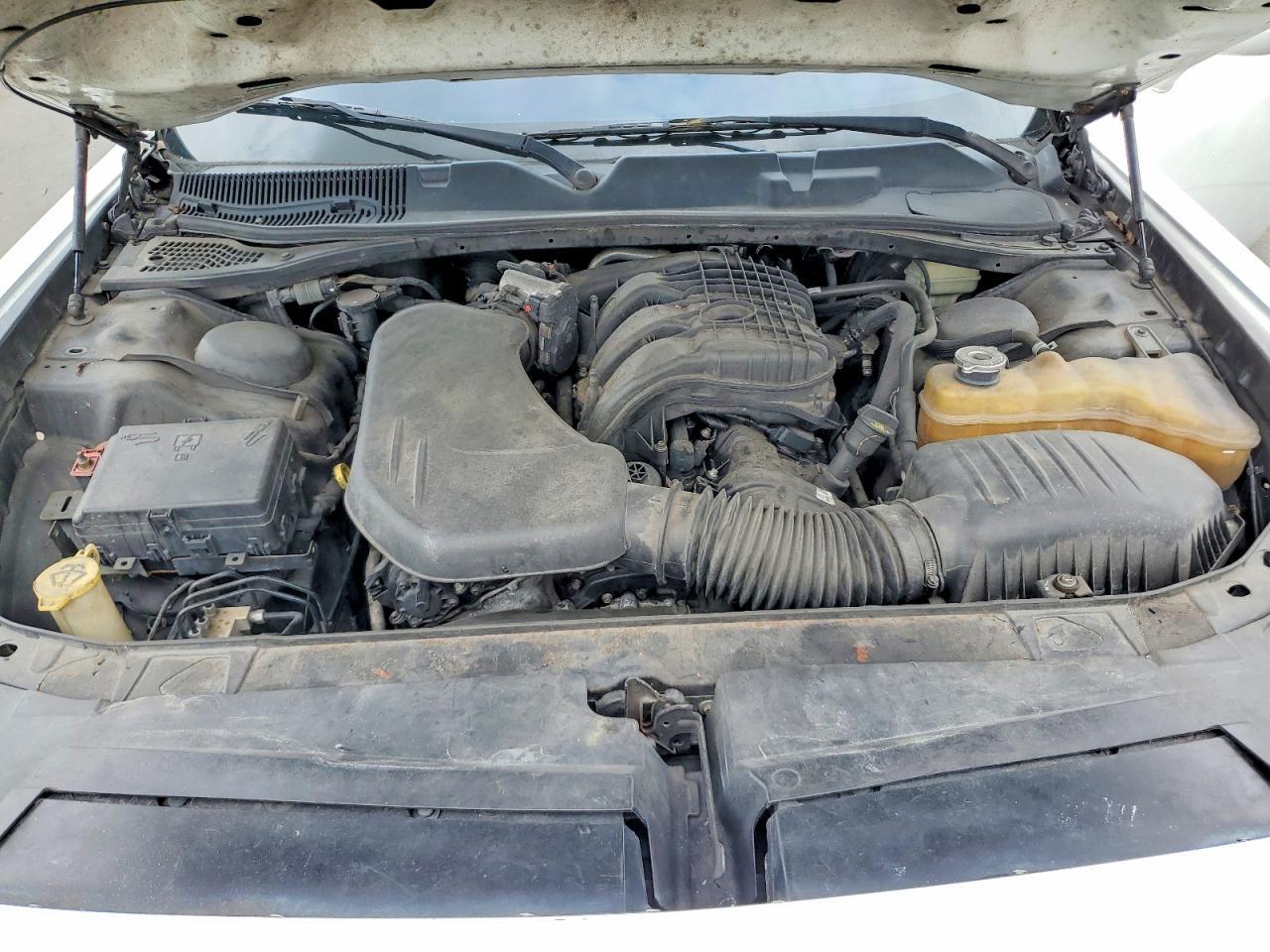 2015 Dodge Challenger Sxt - zdjęcie 11
