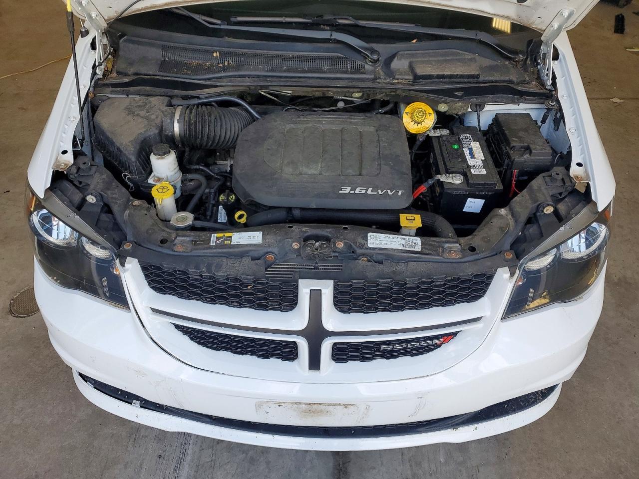2016 Dodge Grand Caravan R - zdjęcie 12