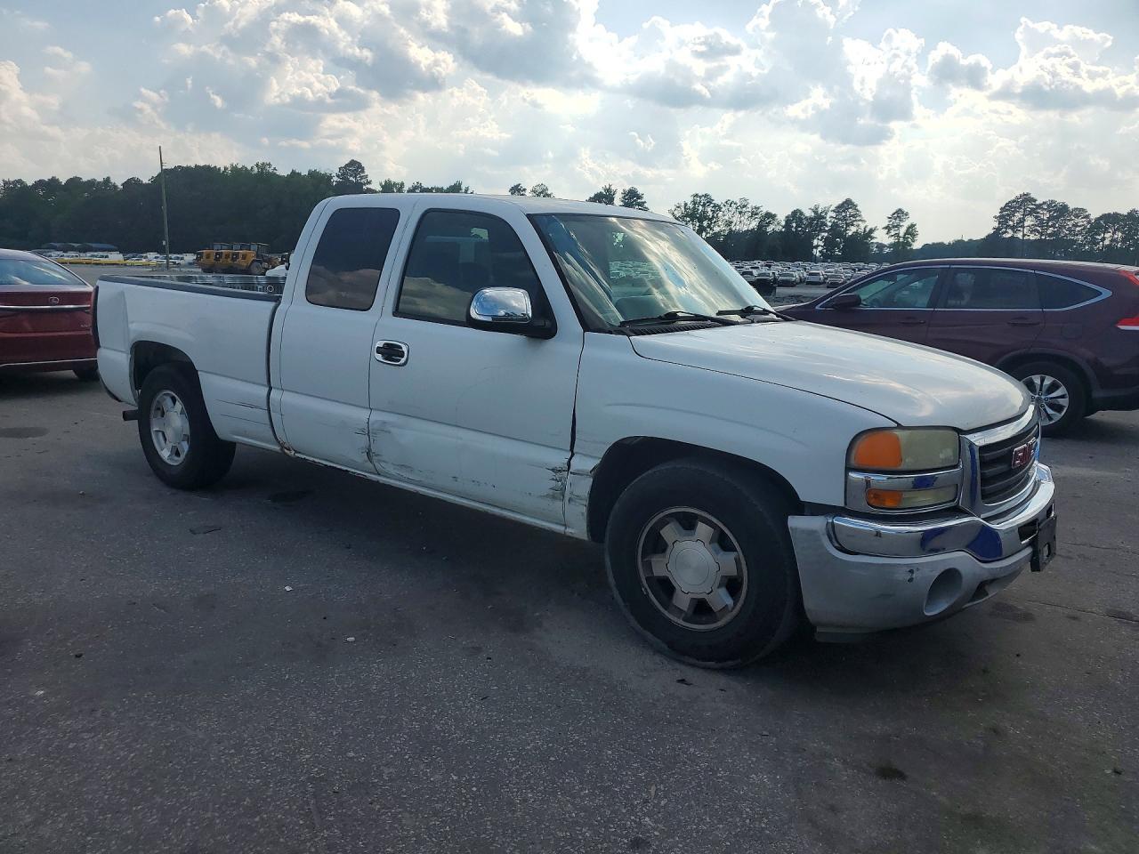 2023 GMC New Sierra C1500 Classic - zdjęcie 4
