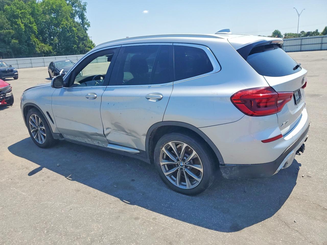 2019 BMW X3 Sdrive30I - zdjęcie 2