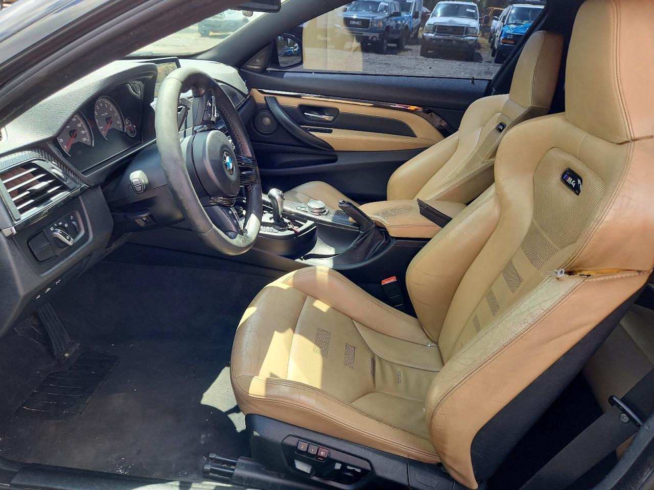 2015 BMW M4 - zdjęcie 7