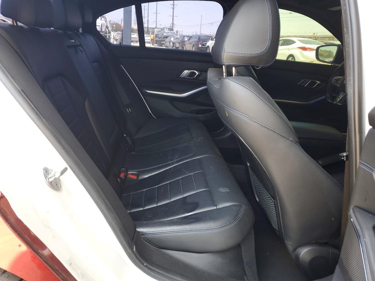 2021 BMW M340I - zdjęcie 10