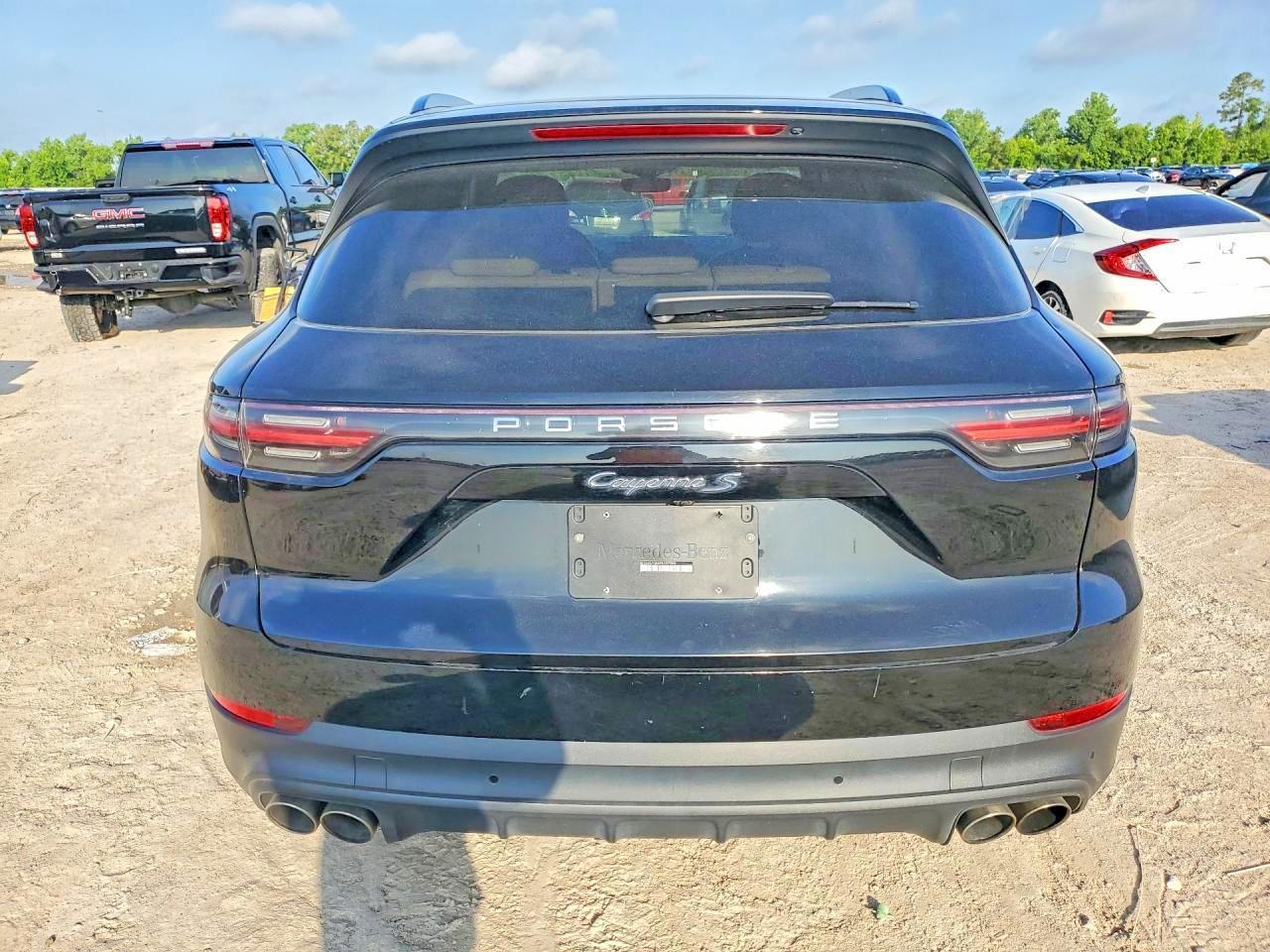 2021 Porsche Cayenne S - zdjęcie 6