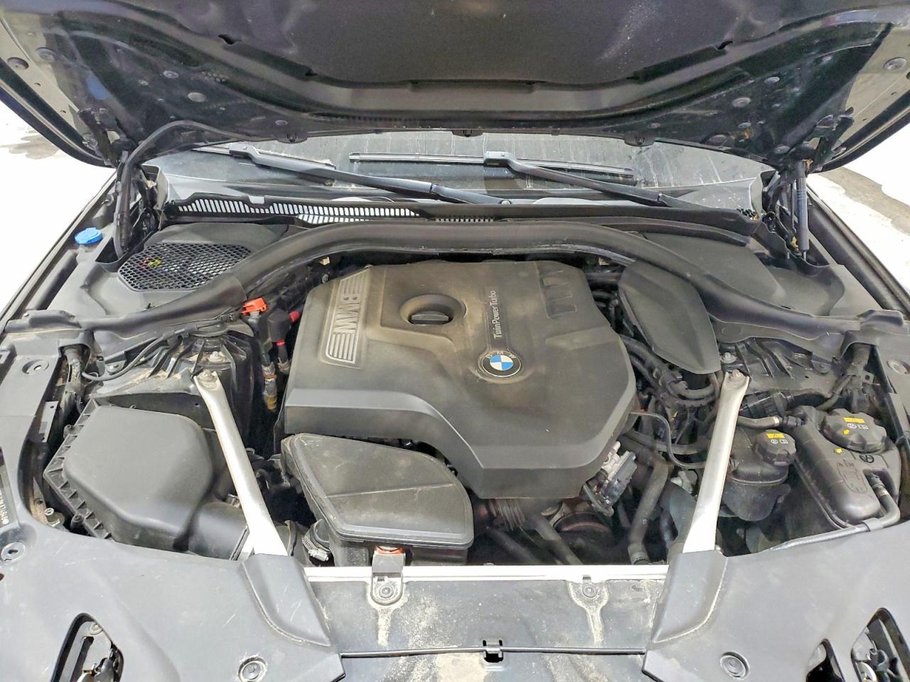 2018 BMW 530 Xi - zdjęcie 11