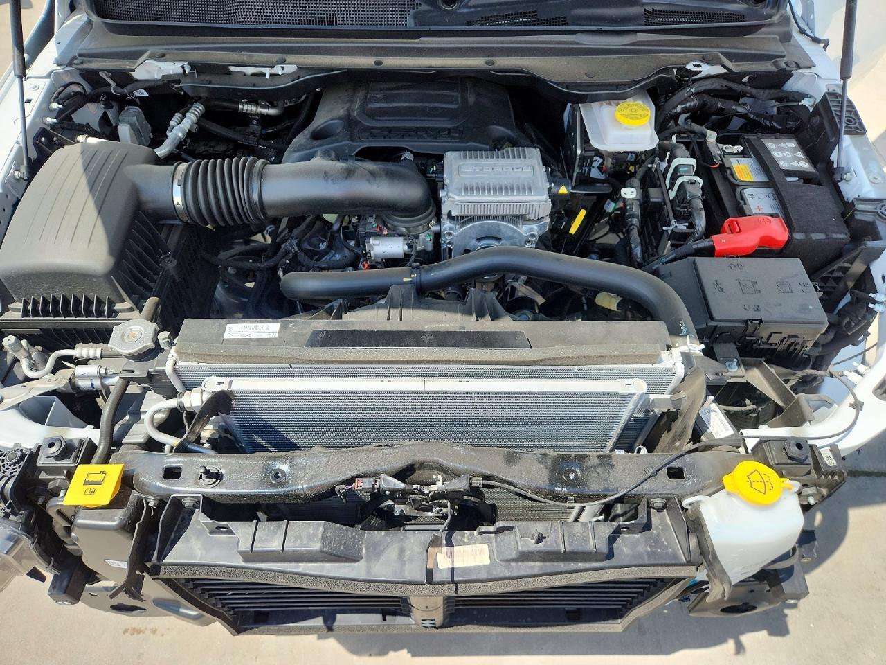 2026 Ram 1500 Laramie - zdjęcie 11
