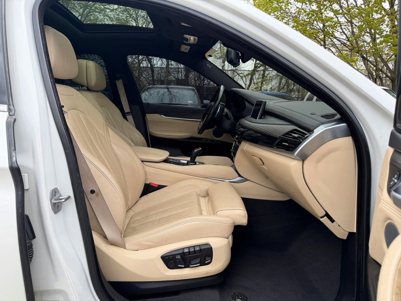 2017 BMW X6 xDrive50I - zdjęcie 5