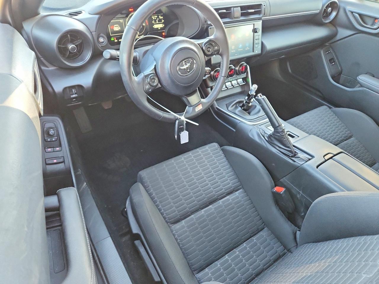 2025 Toyota Gr86 Base - zdjęcie 8