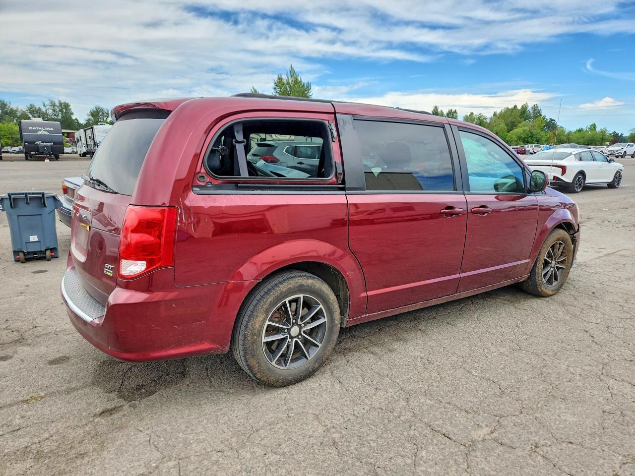 2018 Dodge Grand Caravan Gt - zdjęcie 3