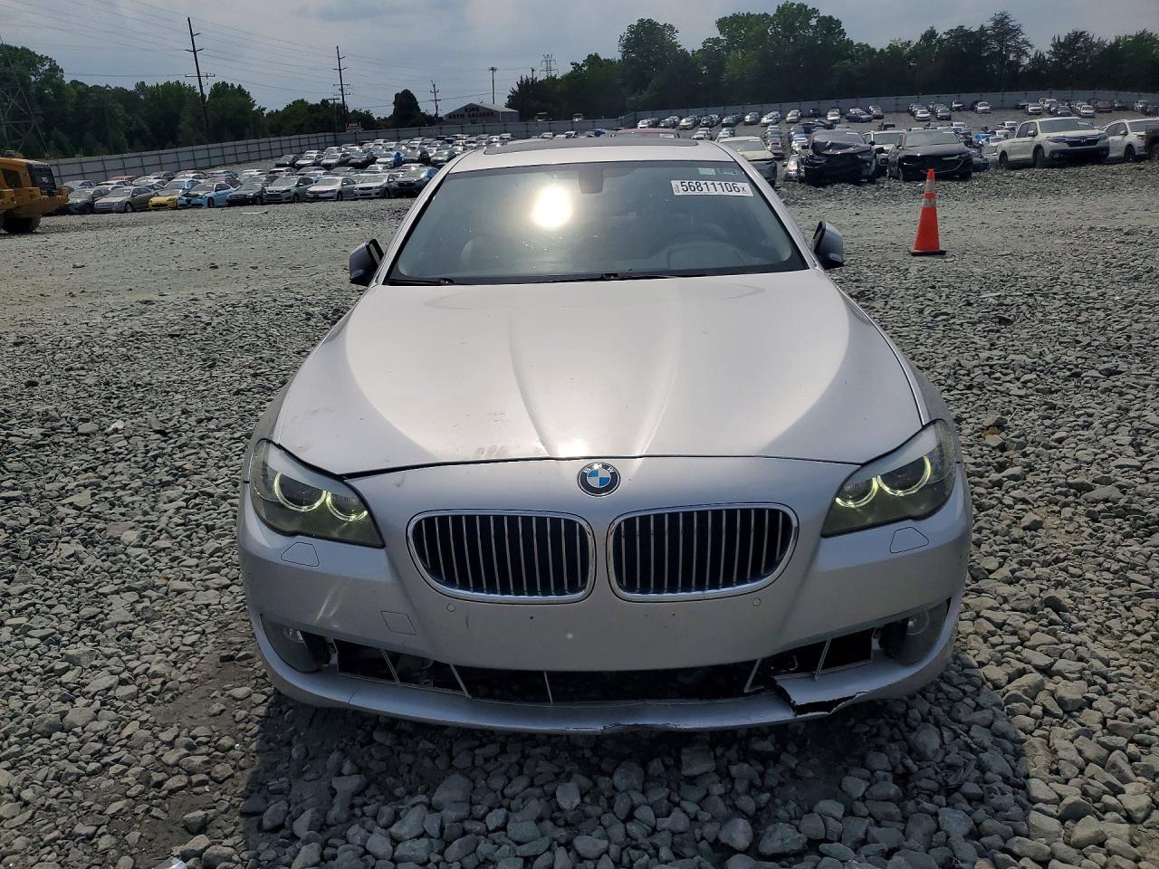 2013 BMW Seria 5 535i - zdjęcie 5