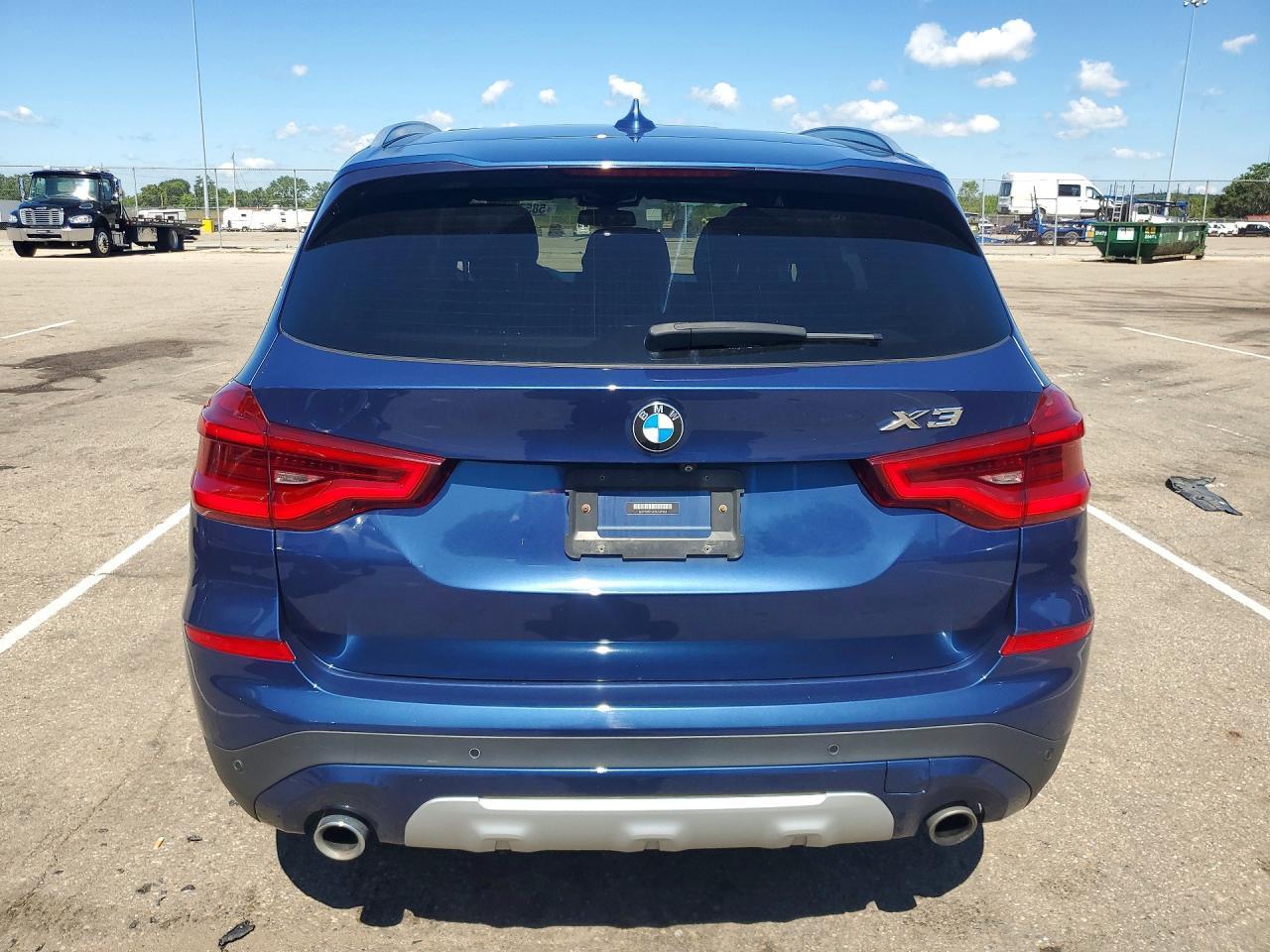 2018 BMW X3 xDrive30I - zdjęcie 6