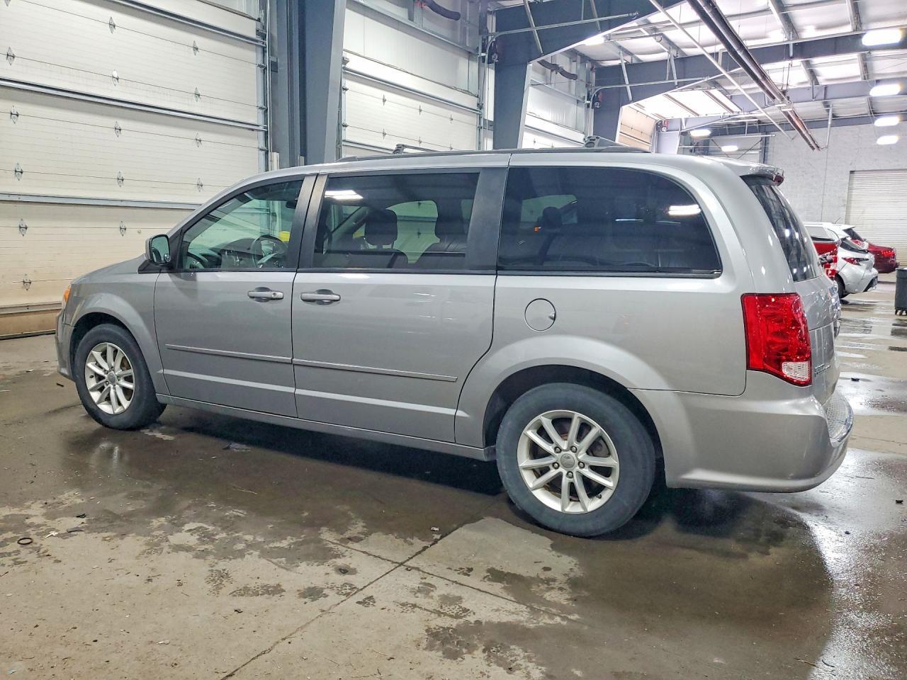 2016 Dodge Grand Caravan Sxt - zdjęcie 2