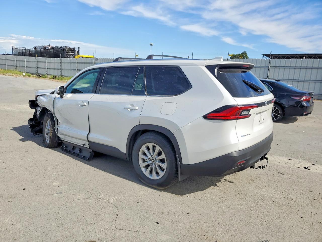 2024 Toyota Grand Highlander Hybrid Xle - zdjęcie 2