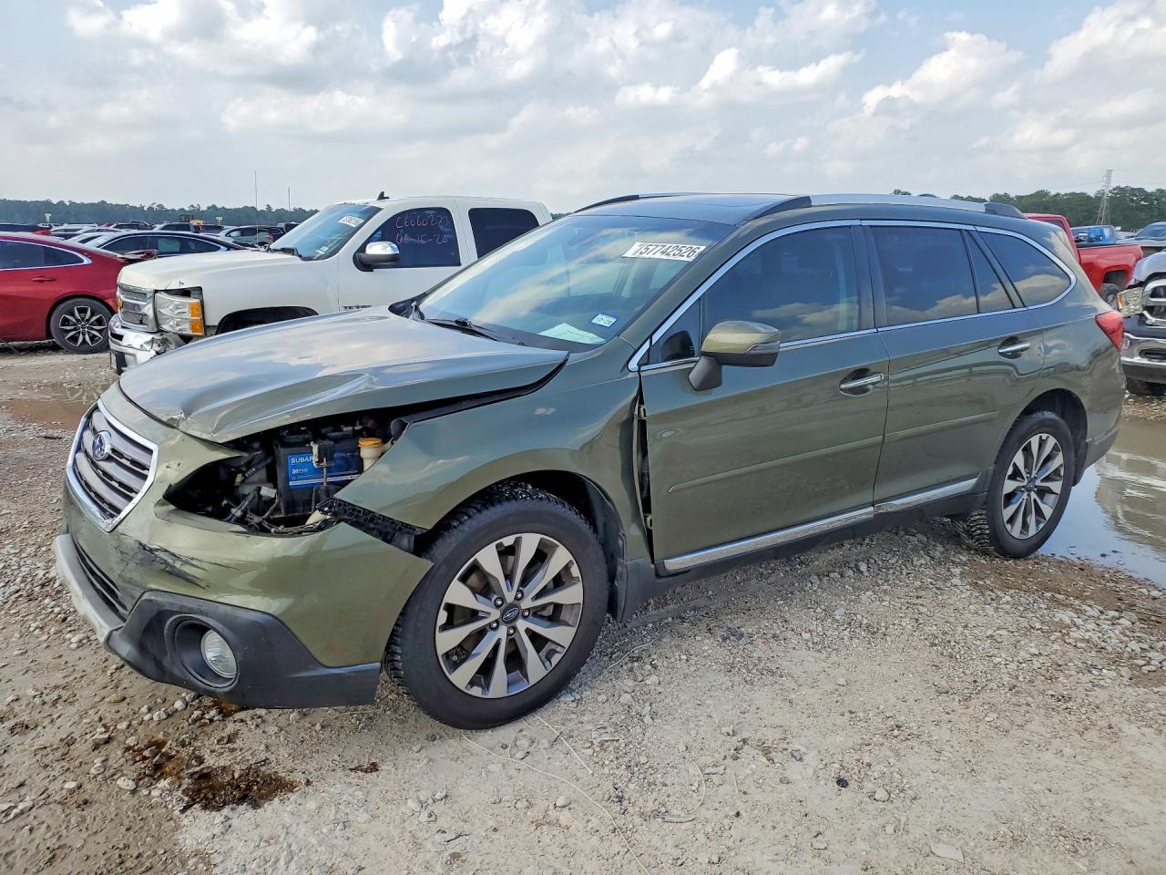 2017 Subaru Outback Touring - zdjęcie główne