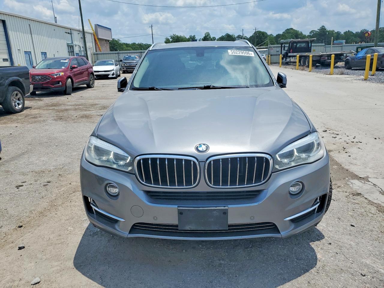 2014 BMW X5 xDrive35I - zdjęcie 5