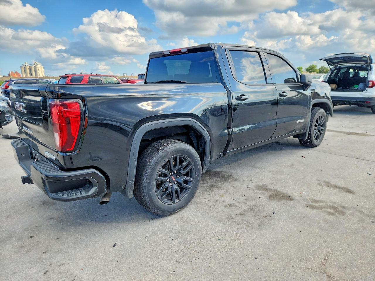 2022 GMC Sierra C1500 Elevation - zdjęcie 3