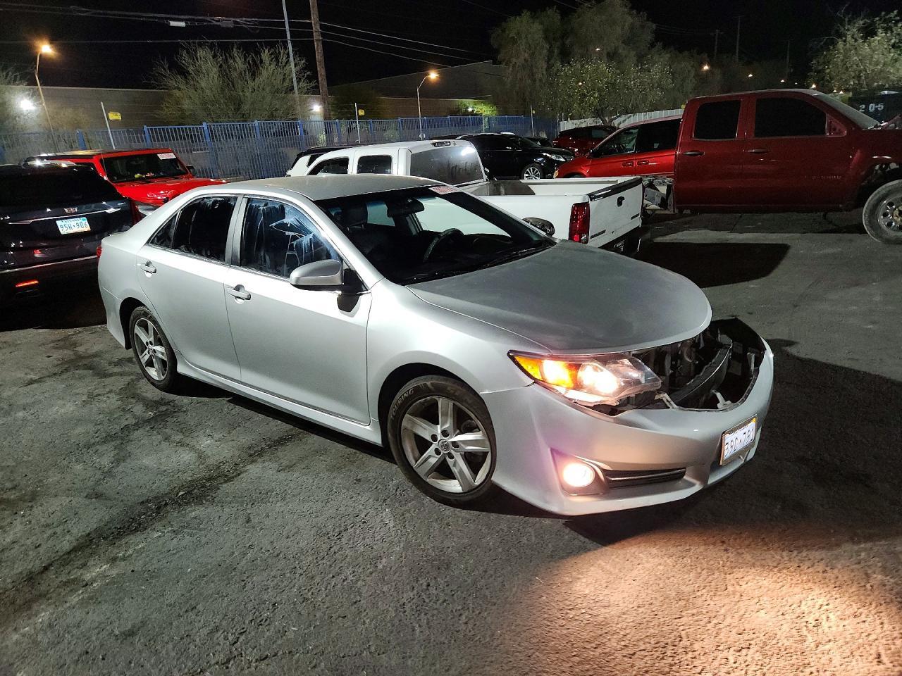 2014 Toyota Camry L - zdjęcie 4
