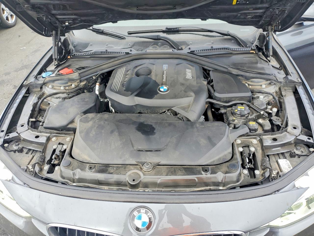 2018 BMW 330 I - zdjęcie 11
