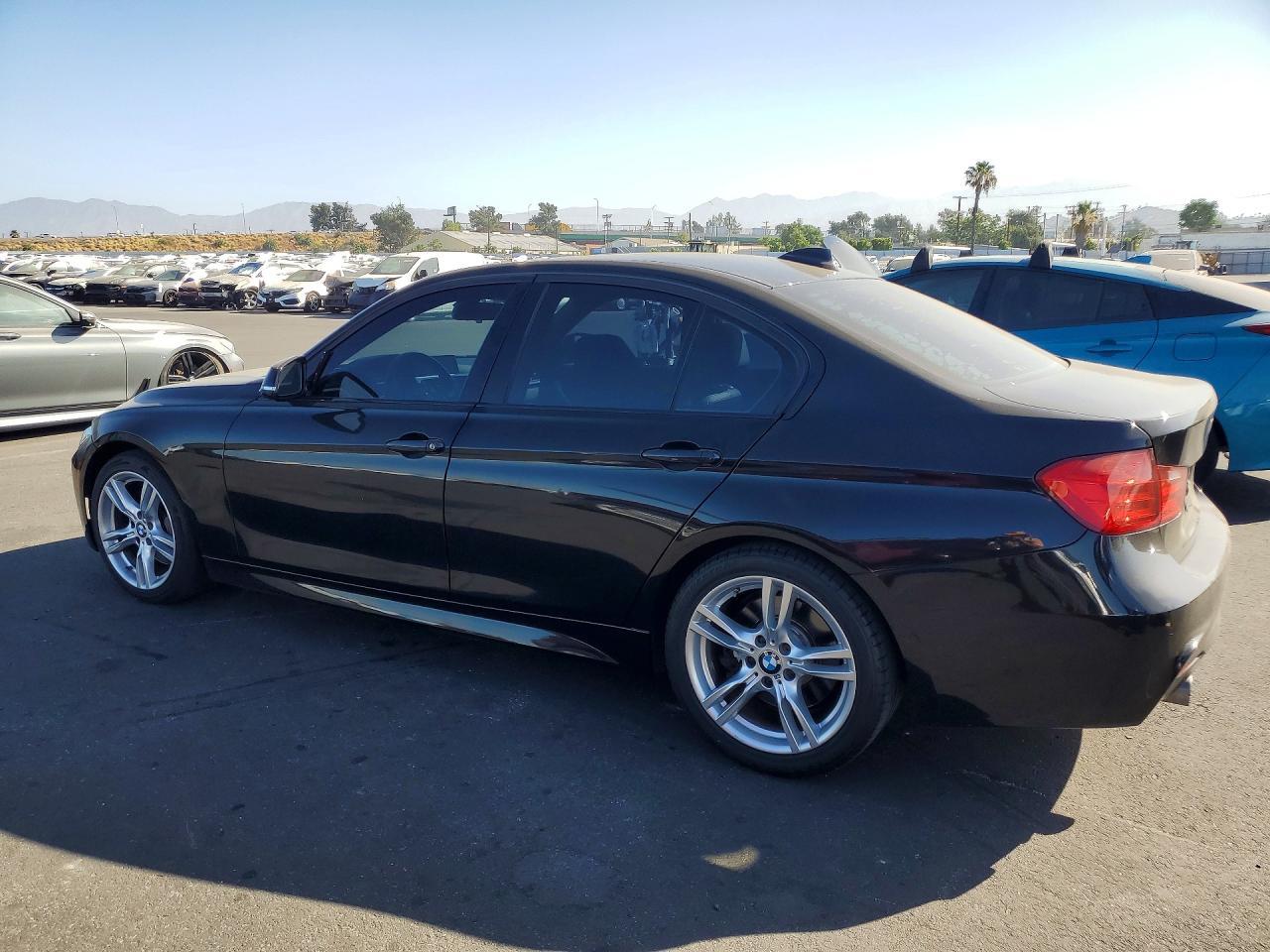 2014 BMW 335 I - zdjęcie 2