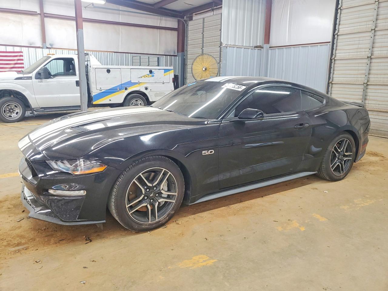 2019 Ford Mustang Gt - zdjęcie główne