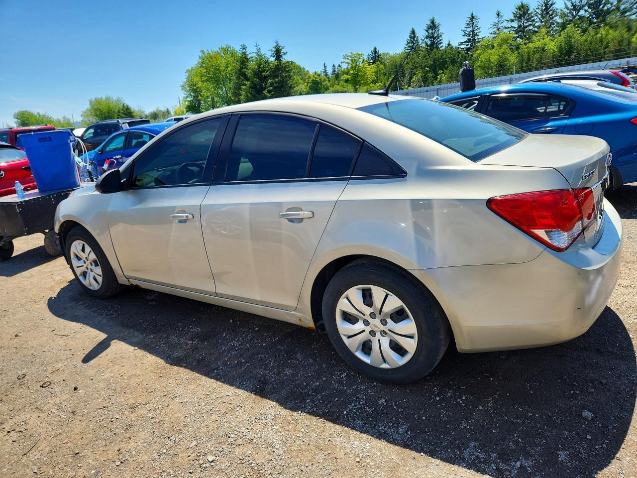 2013 Chevrolet Cruze Ls - zdjęcie 2