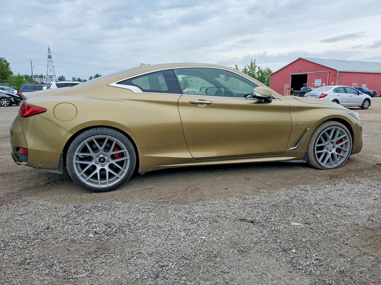 2017 Infiniti Q60 Red Sport 400 - zdjęcie 3