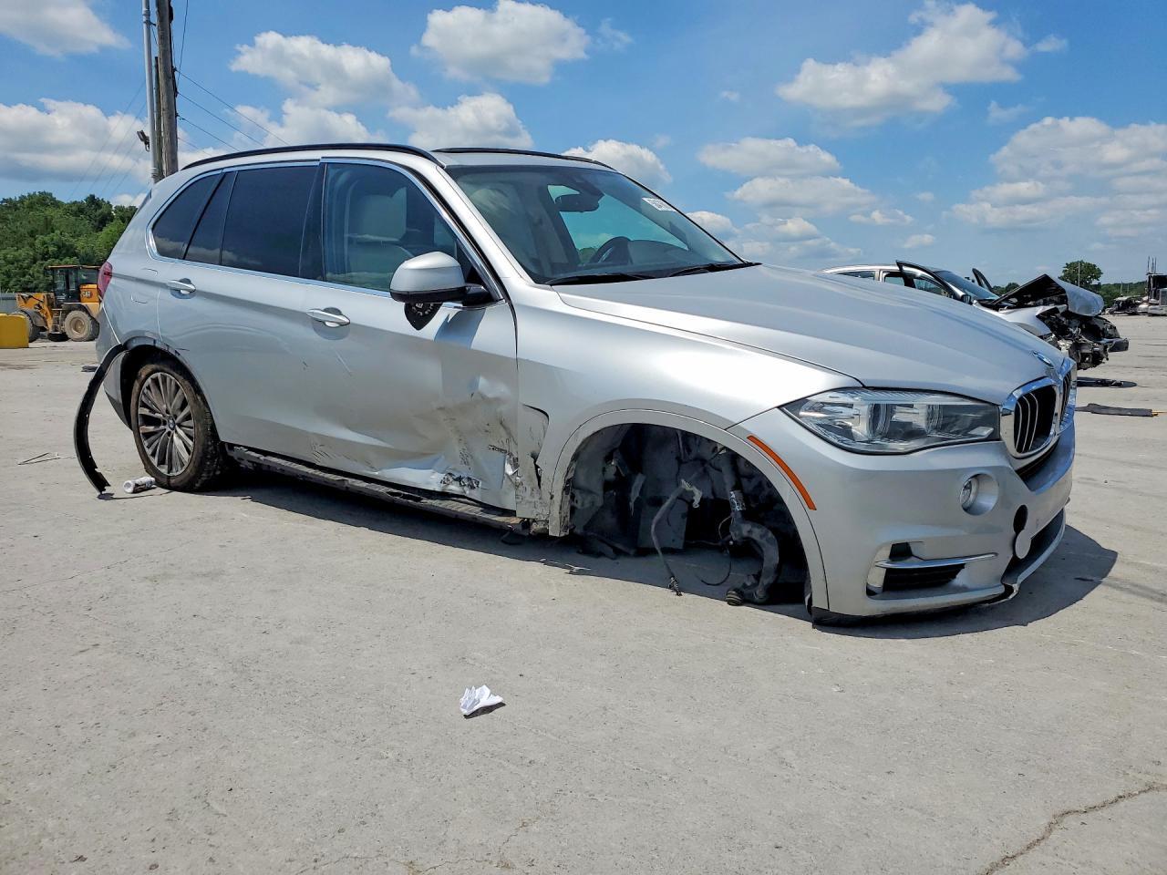 2016 BMW X5 xDrive35I - zdjęcie 4