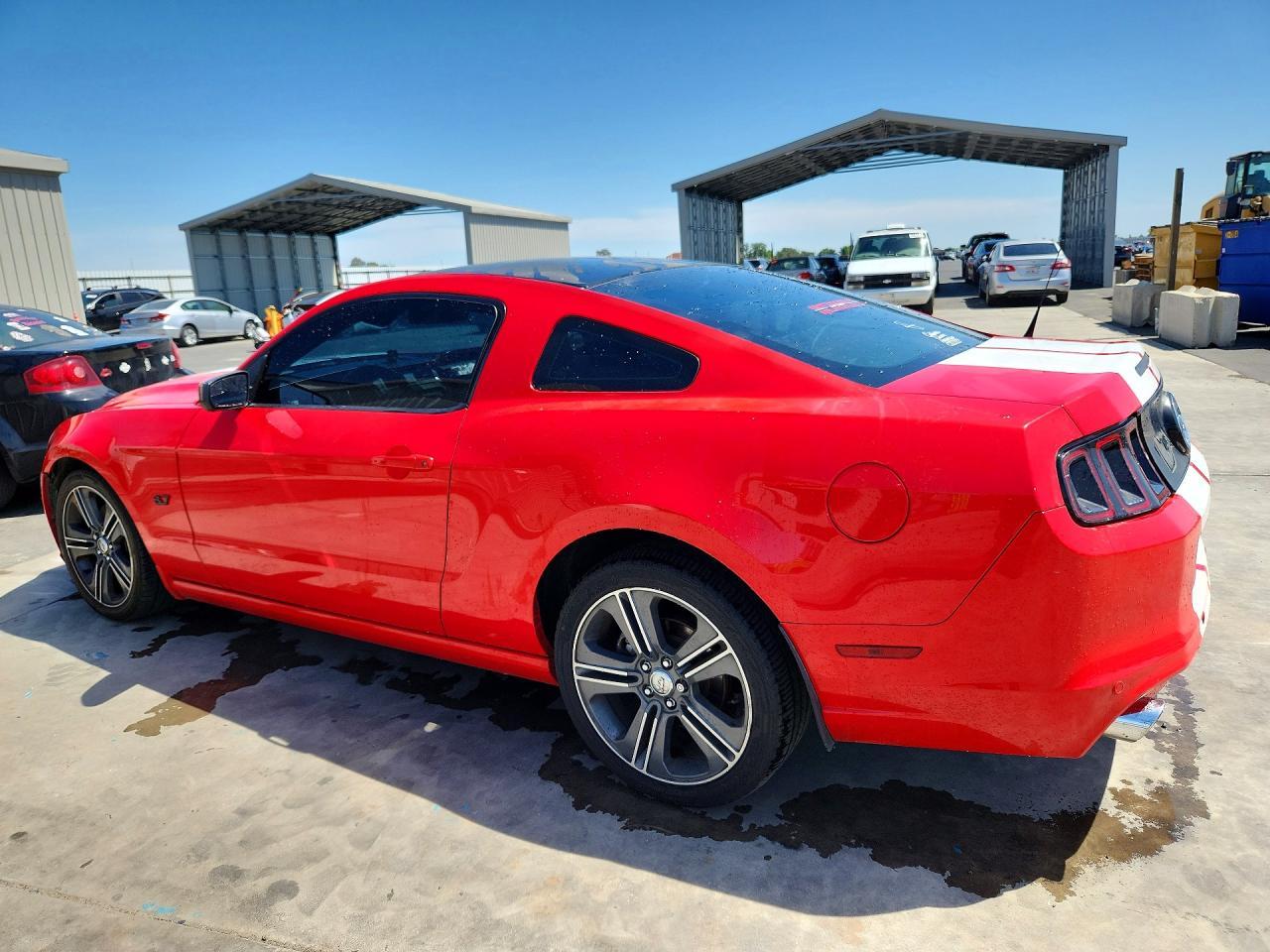 2013 Ford Mustang - zdjęcie 2