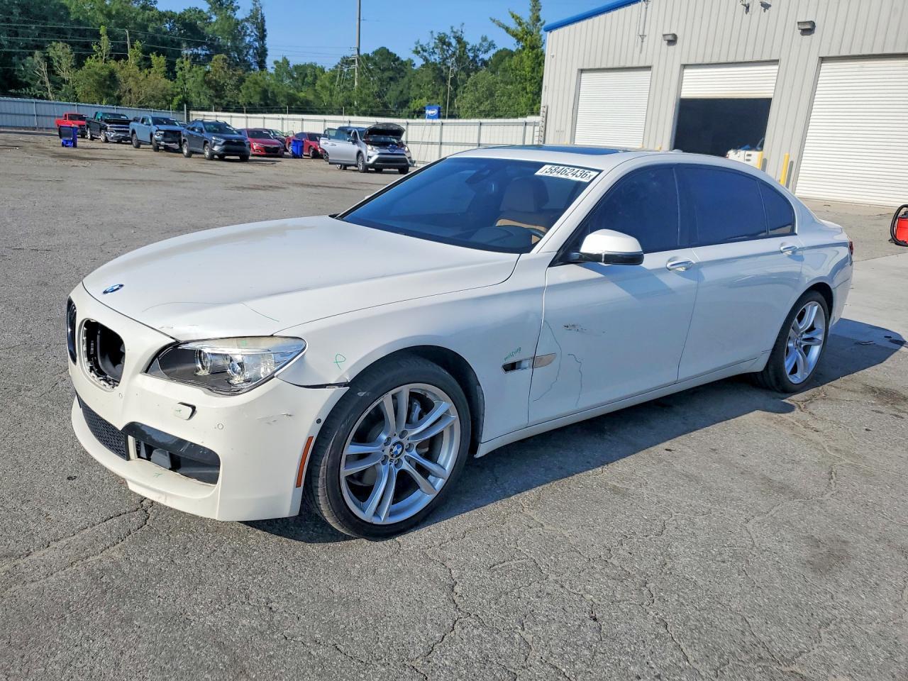 2015 BMW 740 Li - zdjęcie główne