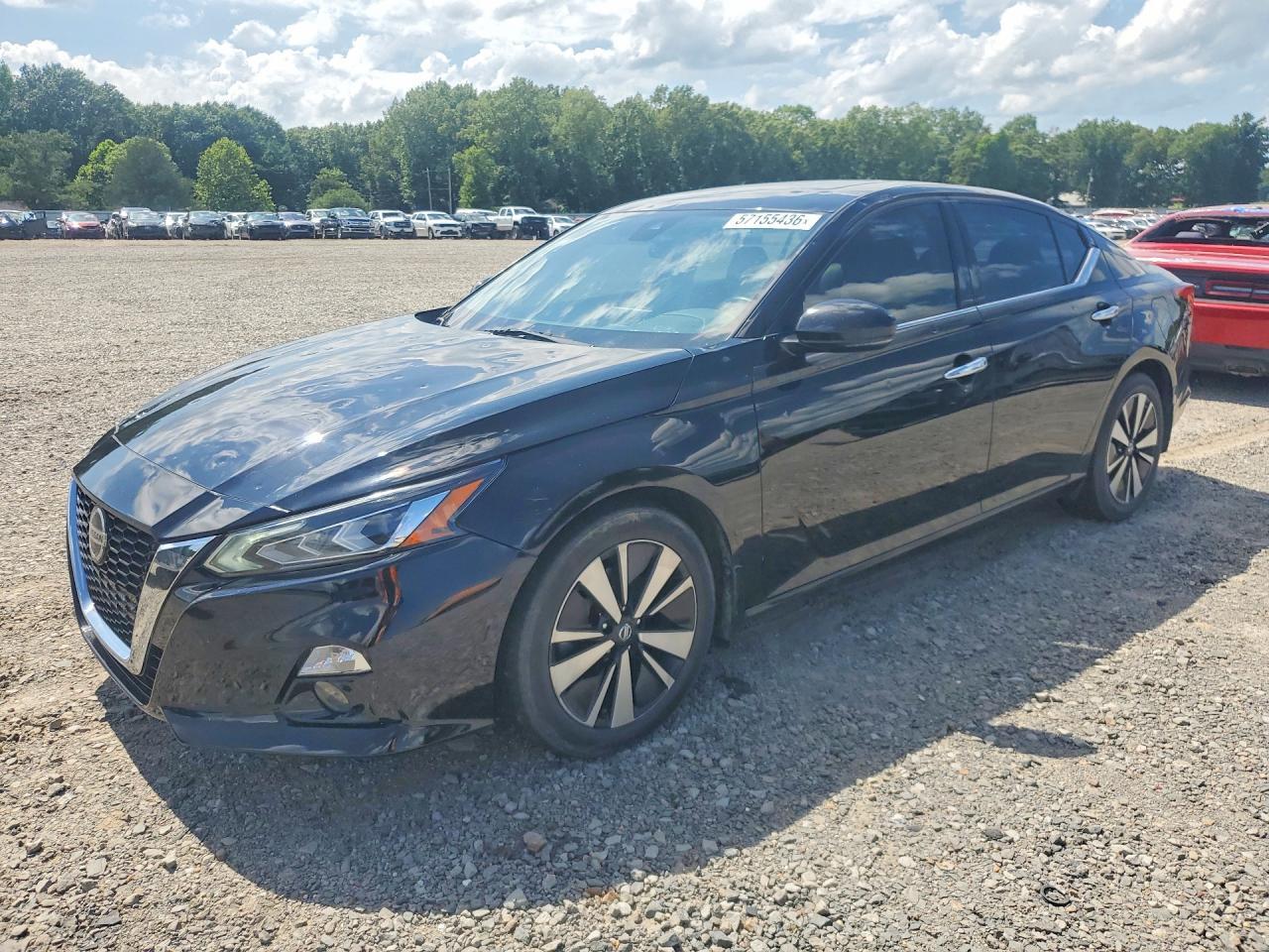 2021 Nissan Altima - zdjęcie główne