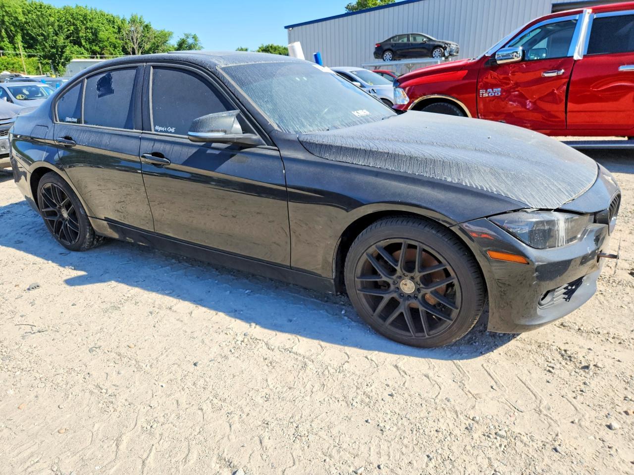 2014 BMW 320 I xDrive - zdjęcie 4