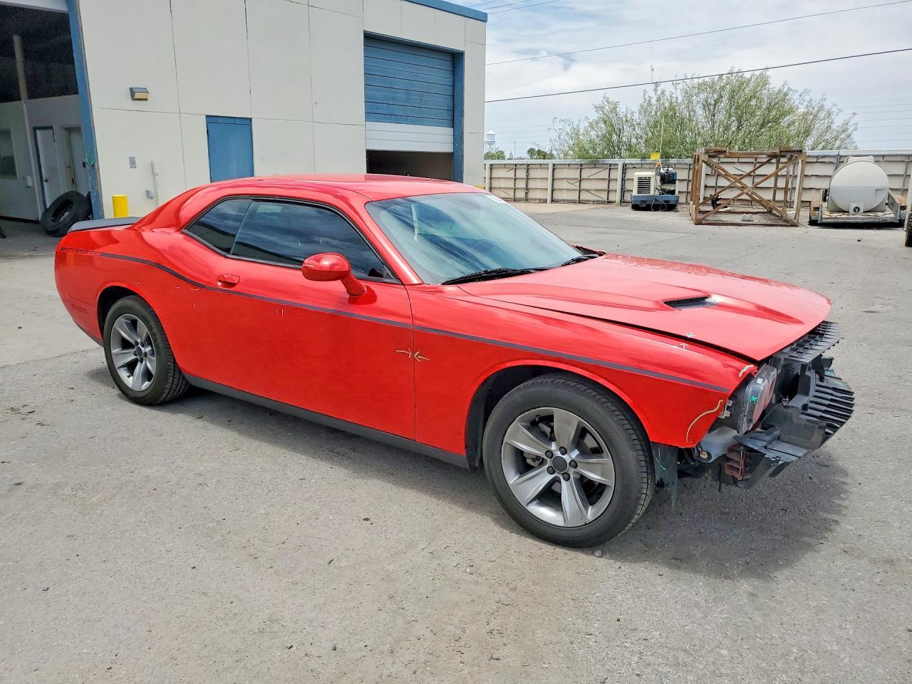 2015 Dodge Challenger Sxt - zdjęcie 4