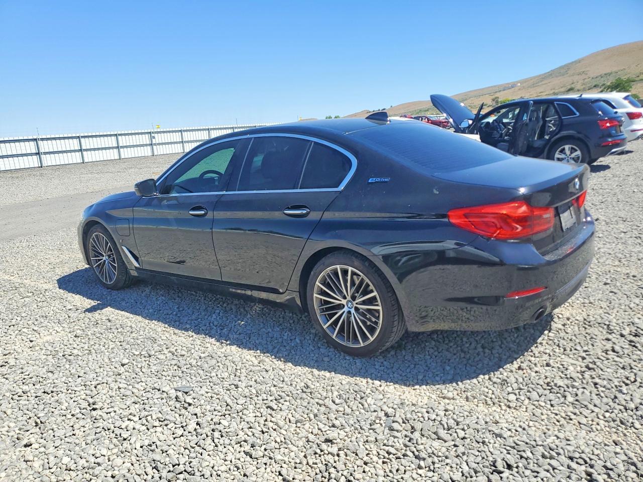 2018 BMW Seria 5 530e - zdjęcie 2
