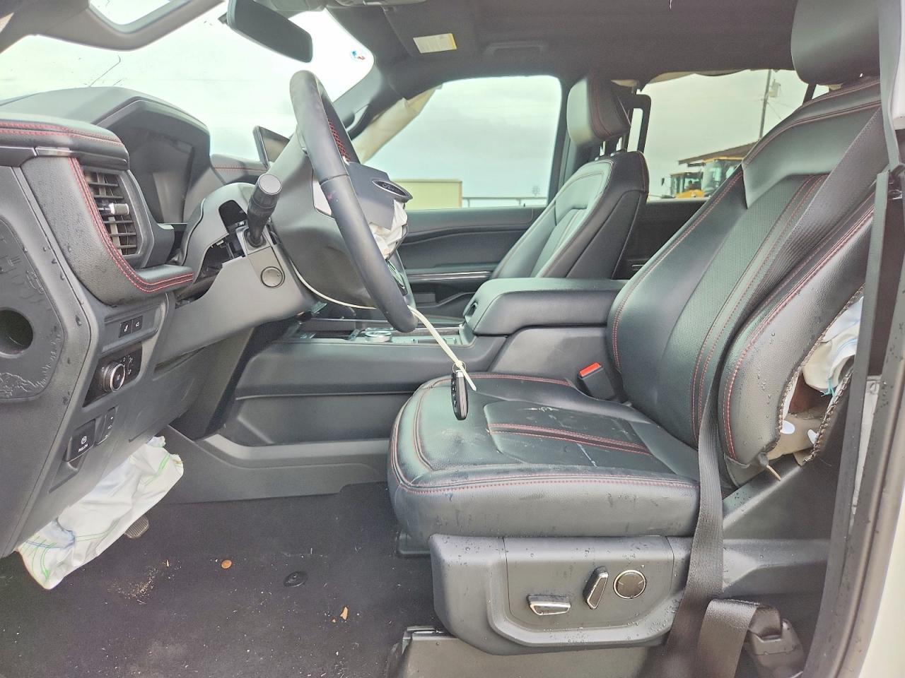 2024 Ford Expedition Limited - zdjęcie 7