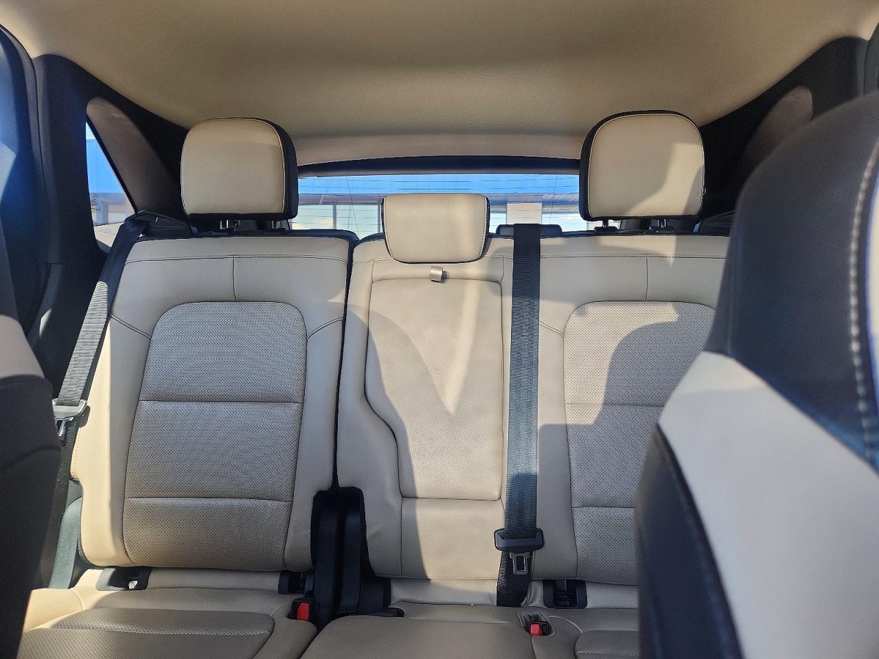 2020 Ford Escape Sel - zdjęcie 10
