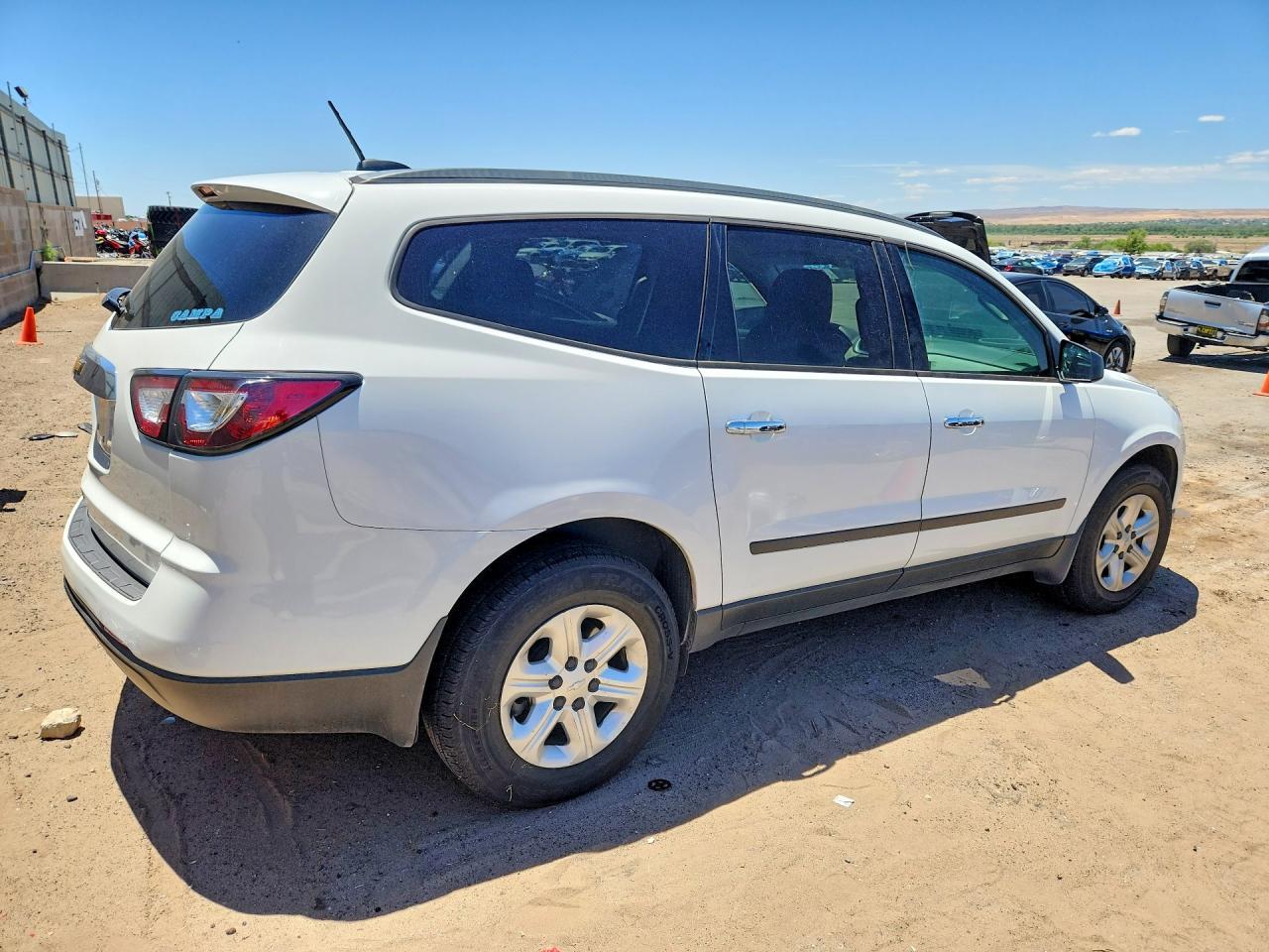 2017 Chevrolet Traverse Ls - zdjęcie 3