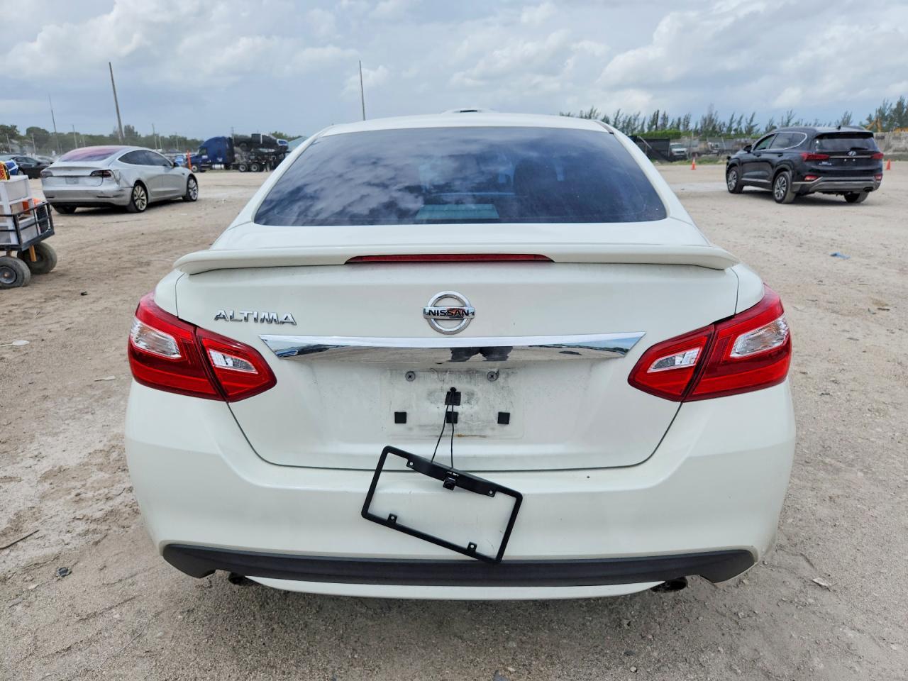 2017 Nissan Altima 2.5 S - zdjęcie 6