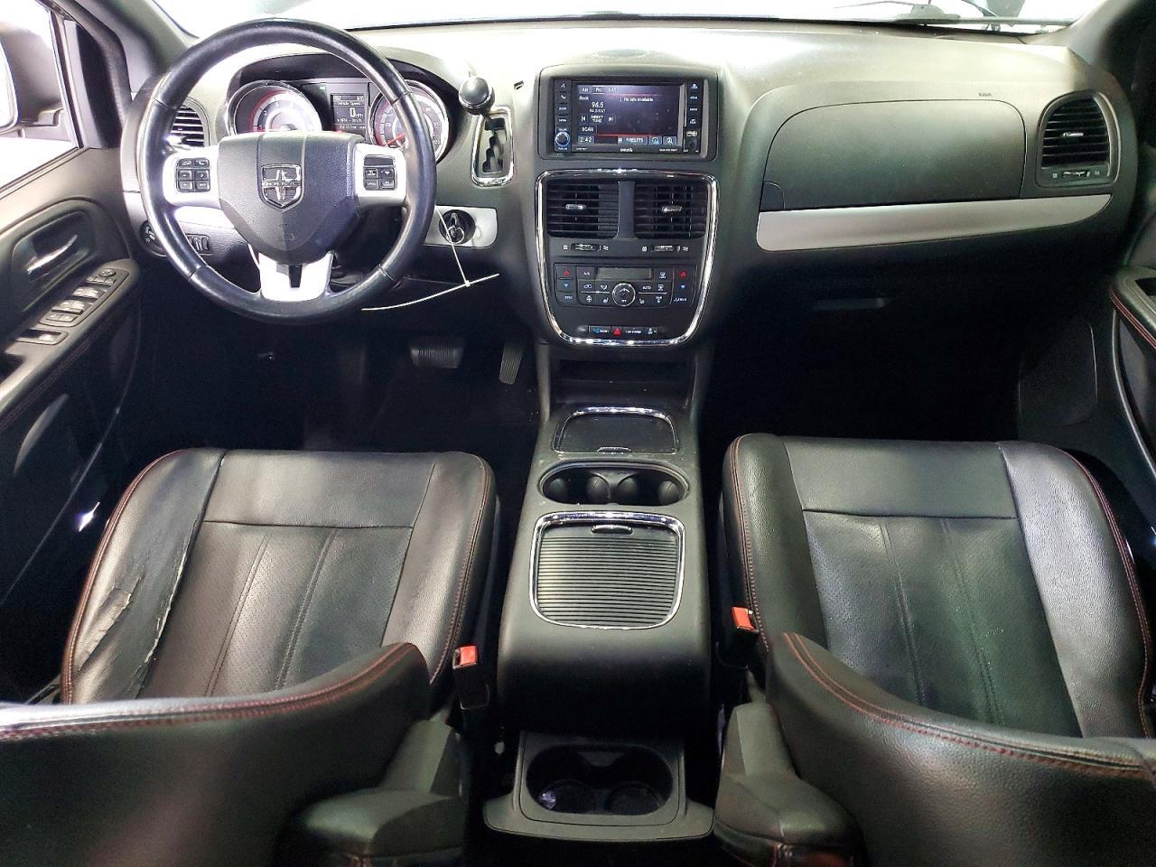 2017 Dodge Grand Caravan Gt - zdjęcie 8