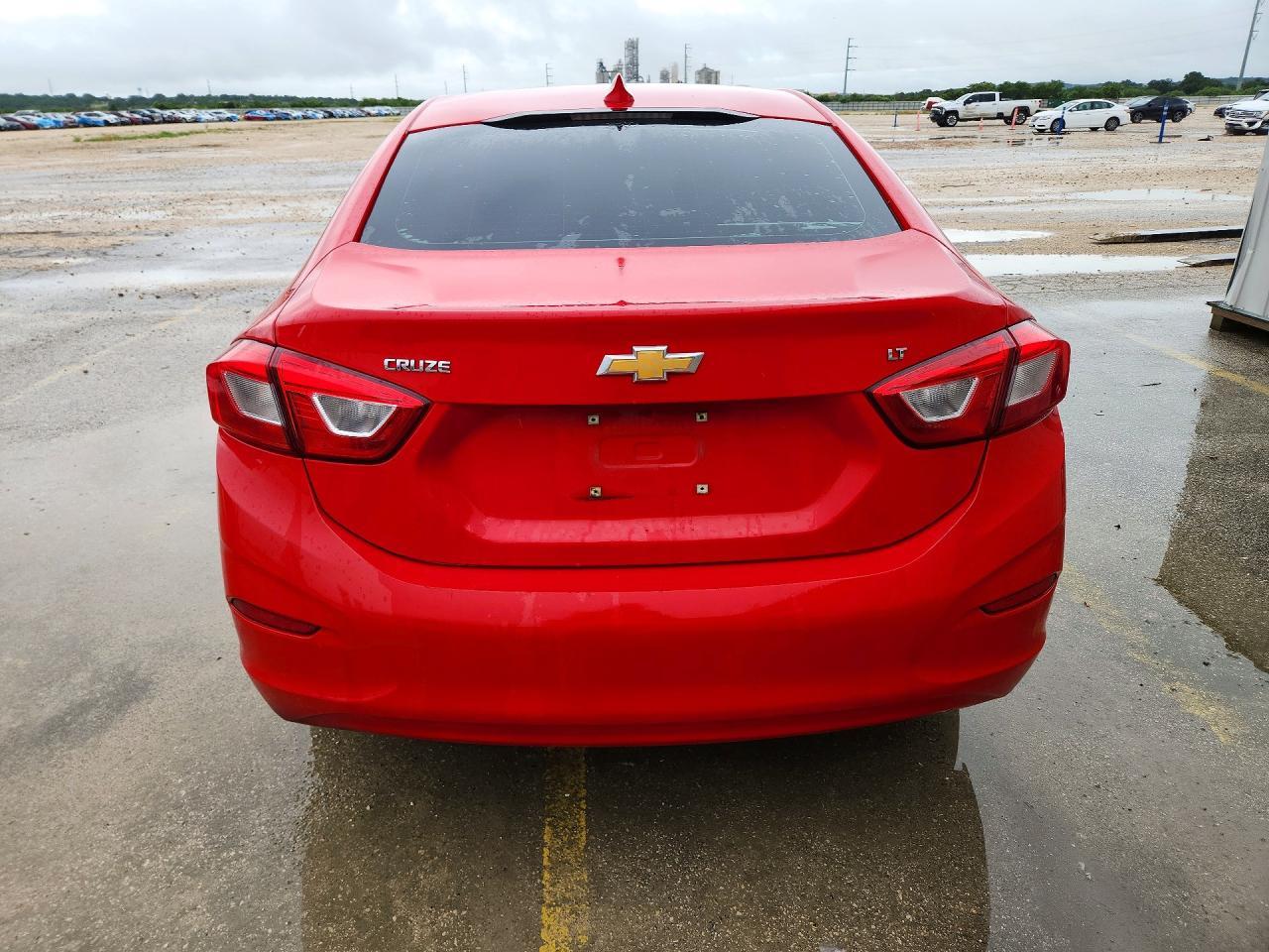 2019 Chevrolet Cruze Lt - zdjęcie 6