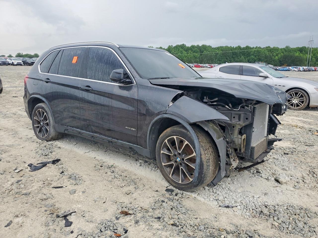 2017 BMW X5 xDrive35I - zdjęcie 4