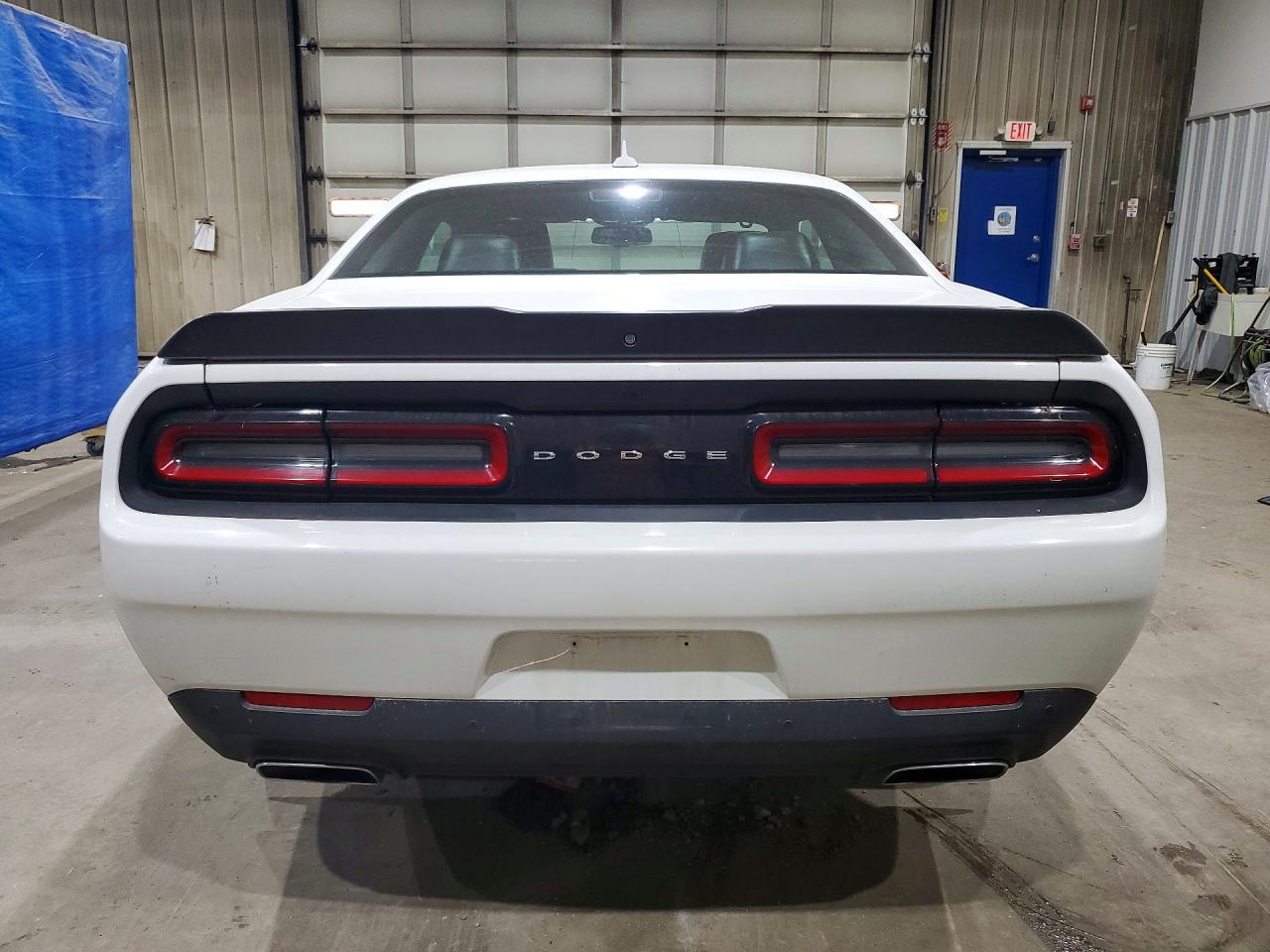 2016 Dodge Challenger R - zdjęcie 6