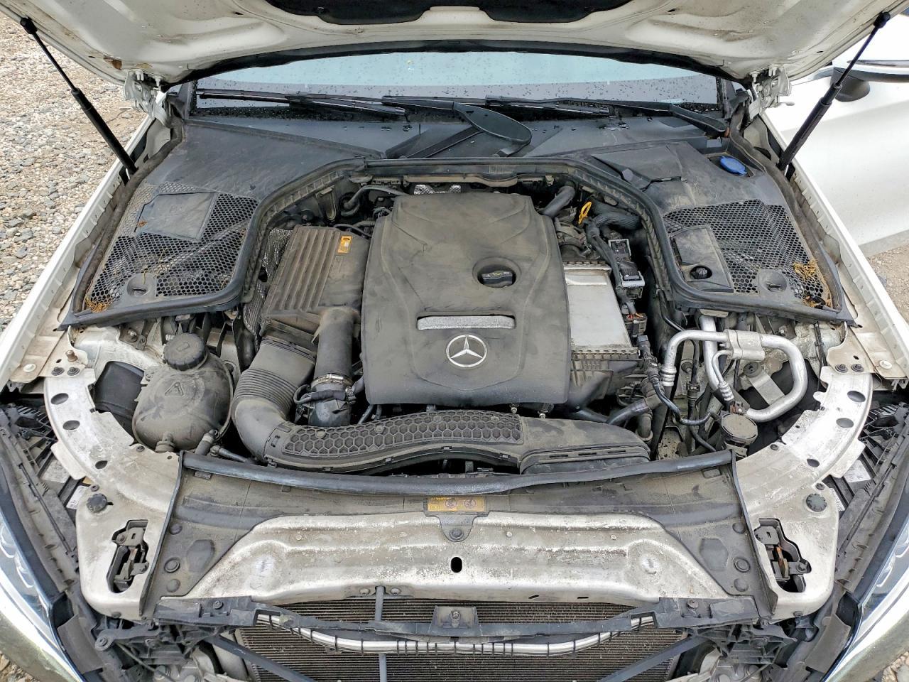 2018 Mercedes-Benz C 300 4Matic - zdjęcie 11