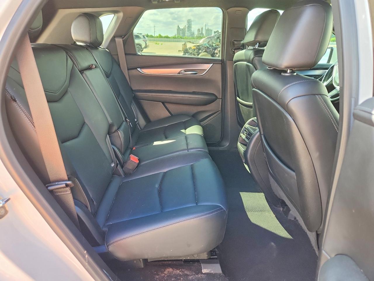 2022 Cadillac Xt5 Luxury - zdjęcie 11