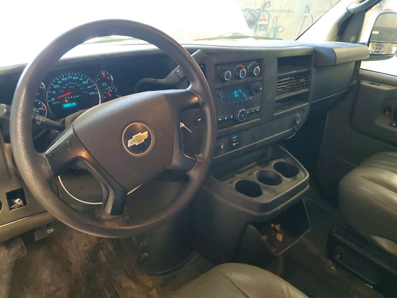 2014 Chevrolet Express G2500 - zdjęcie 8