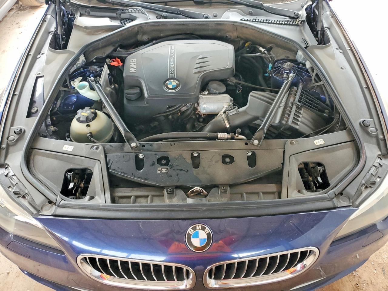2016 BMW 528 I - zdjęcie 11