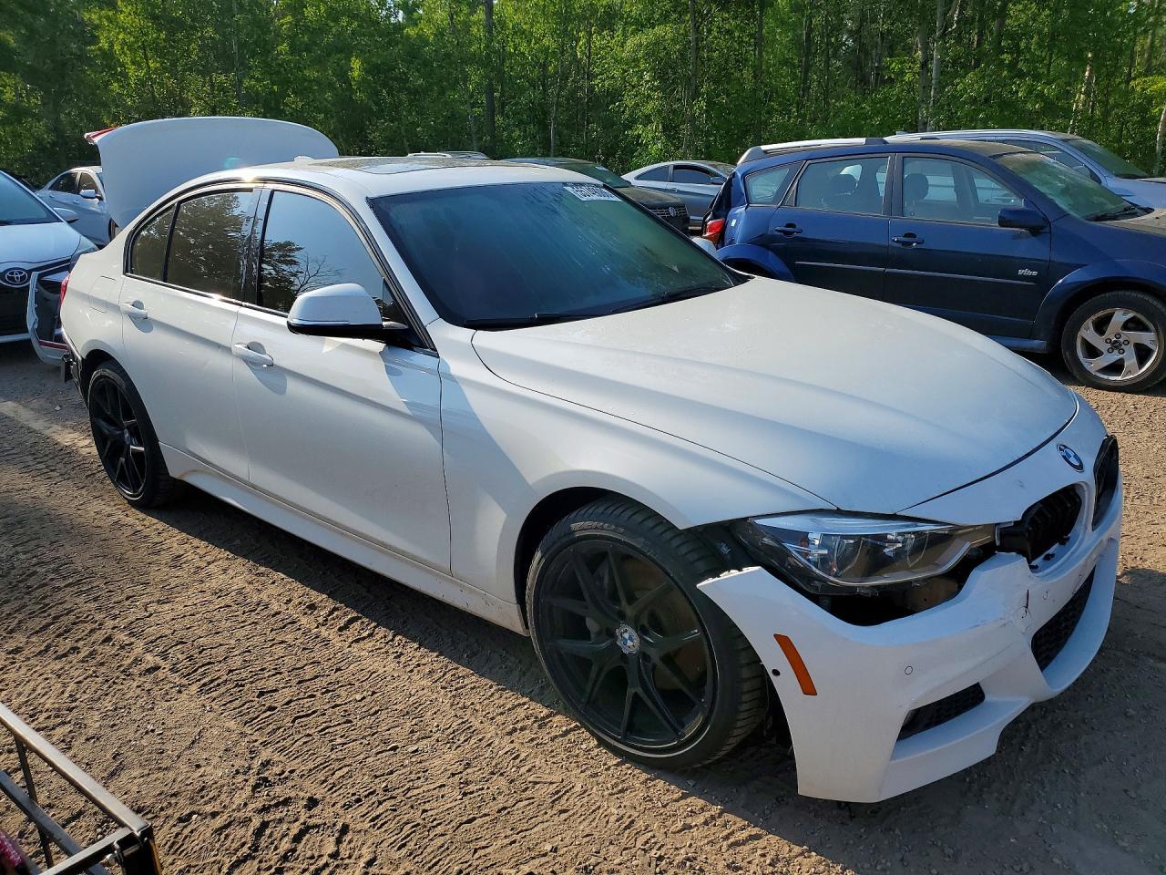 2018 BMW 330 Xi - zdjęcie 4